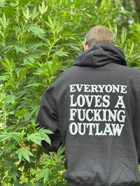 Outlaw Unisex Heavy Blend™ Hooded Sweatshirt